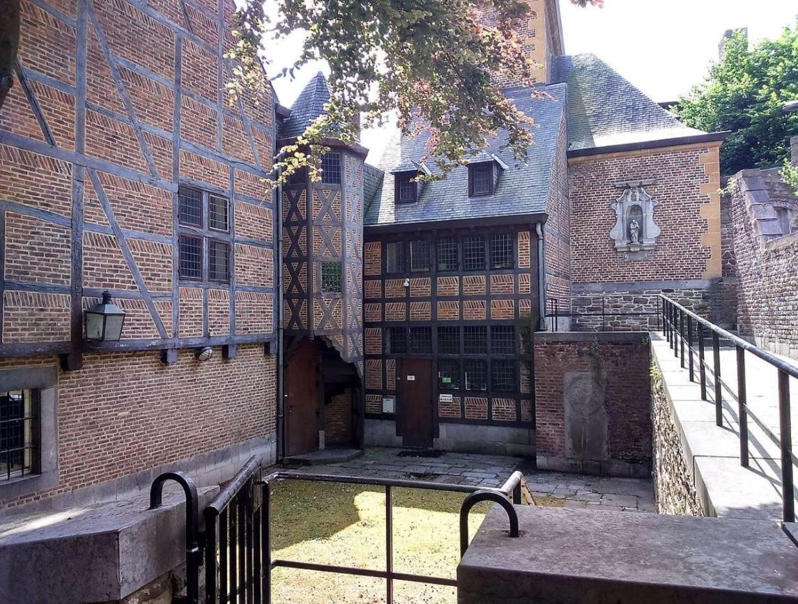 La Cave De Nana Apartment Liege Bagian luar foto